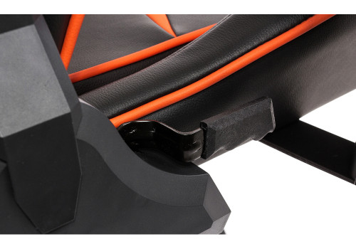 Кресло игровое Woodville Racer (черный/оранжевый)